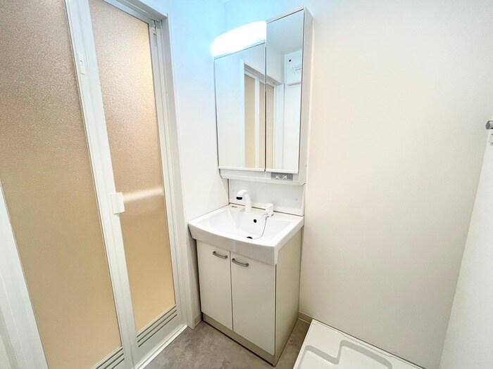 物件内観写真9　(洗面)