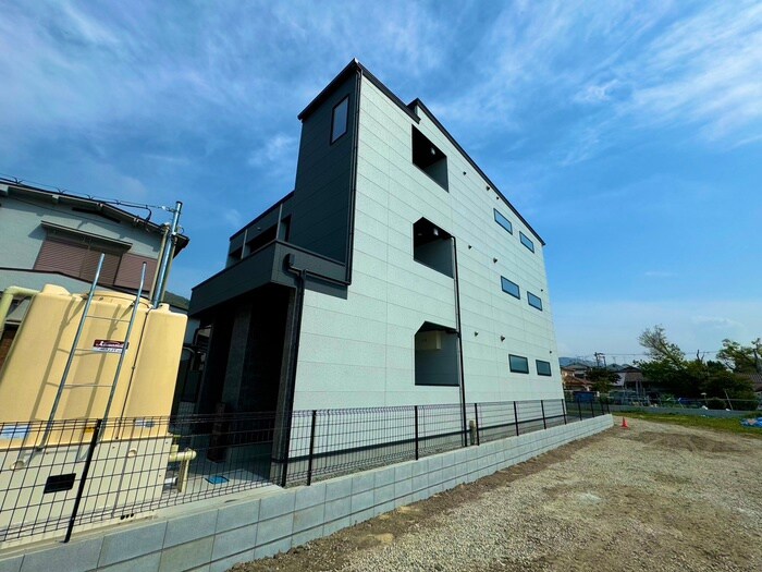 物件外観写真5　(外観写真)