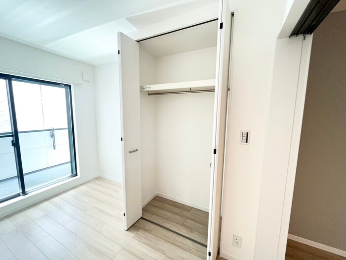 物件内観写真15　(収納)