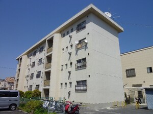 寿マンション外観写真