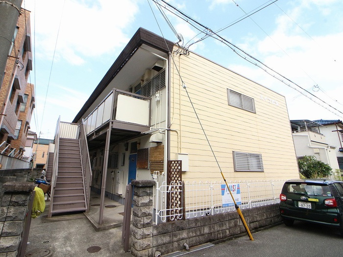 ハイツ銀嶺