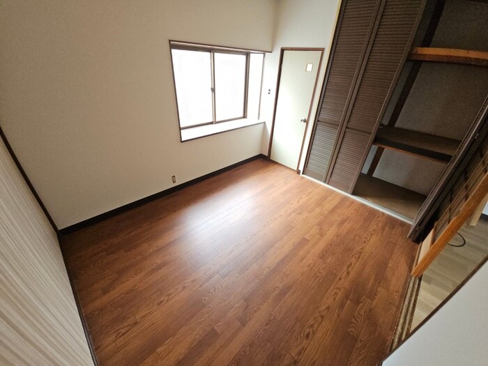 物件内観写真15　(居室)