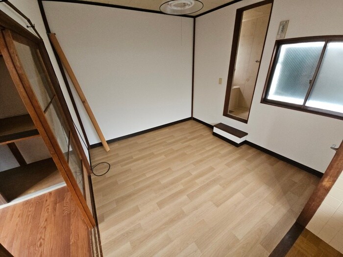 物件内観写真16　(居室)