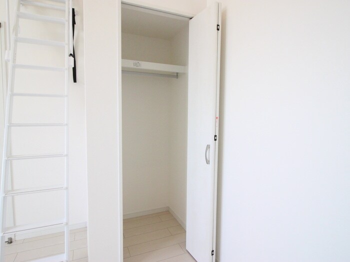 物件内観写真13　(収納)