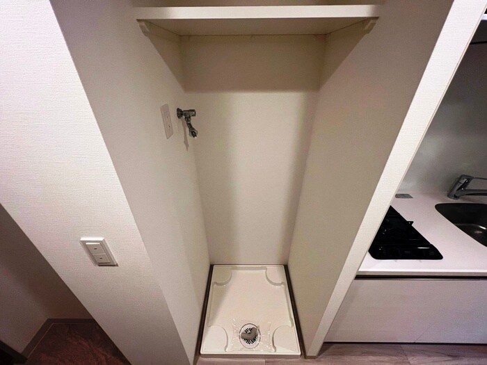 物件内観写真16　(洗濯機置場)