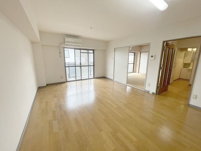 物件内観写真7　(居室)