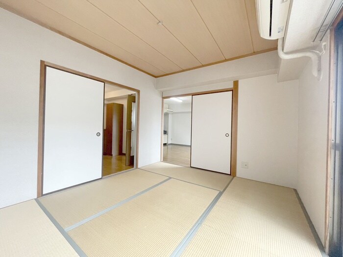 物件内観写真9　(居室)