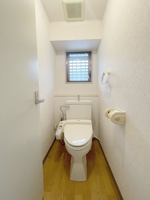 物件内観写真13　(トイレ)