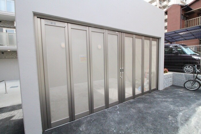 物件外観写真6　(建物設備)