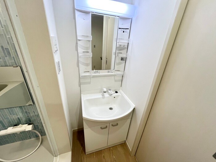 物件内観写真15　(洗面)