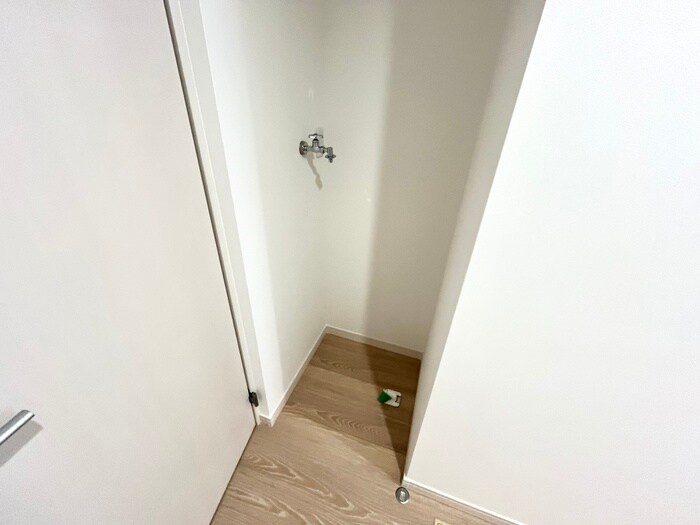 物件内観写真20　(洗濯機置場)