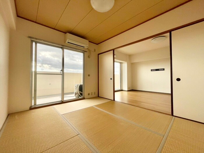 物件内観写真8　(居室)