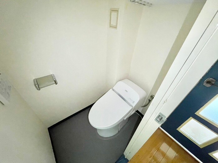 物件内観写真14　(トイレ)