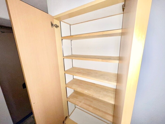 物件内観写真17　(靴箱)