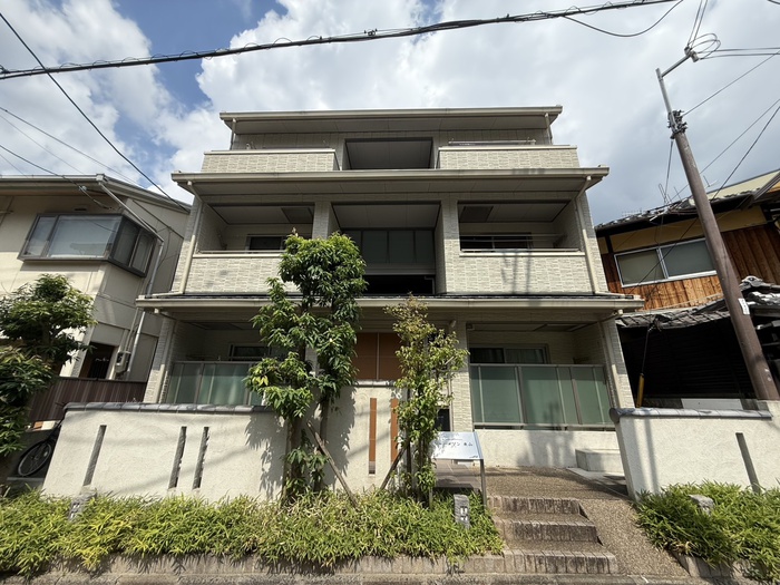 シャーメゾン東山