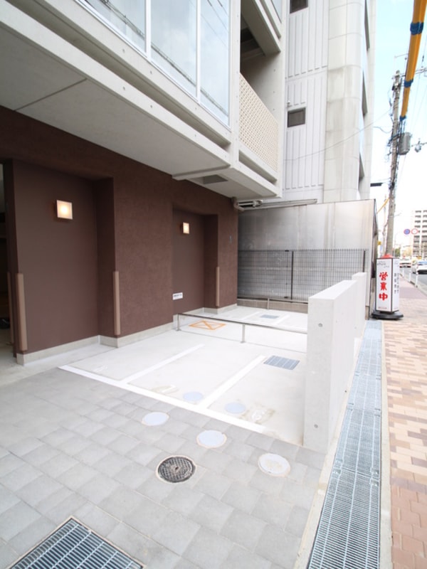 バイク置き場