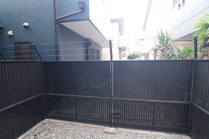 物件内観写真16　(室内からの展望)