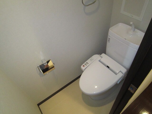 物件内観写真11　(トイレ)