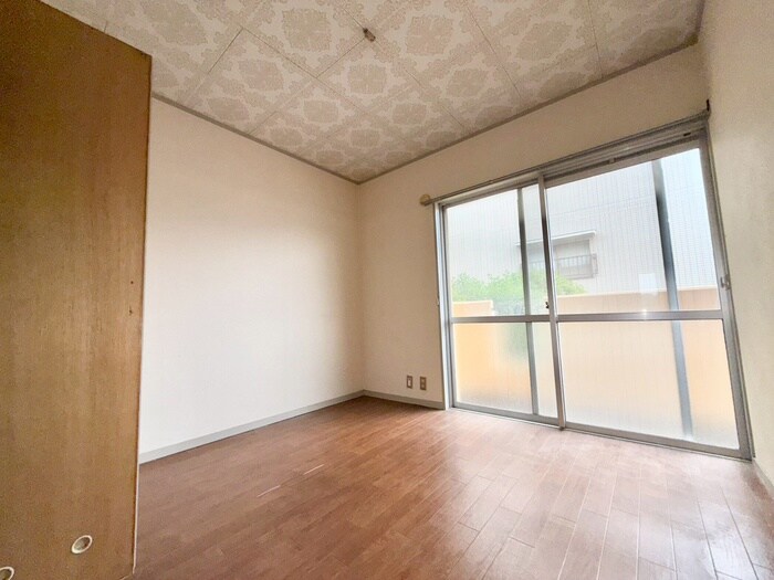 物件内観写真7　(居室)