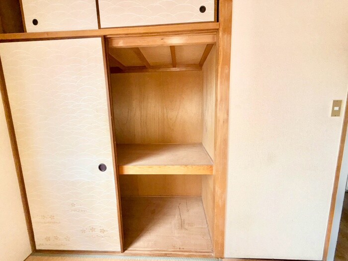 物件内観写真16　(収納)