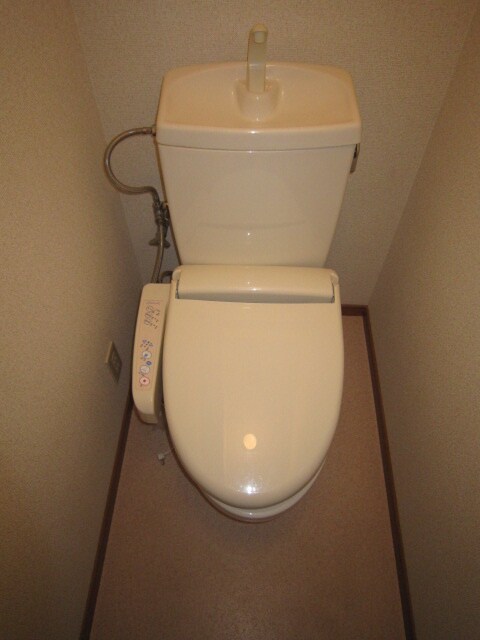 物件内観写真9　(トイレ)