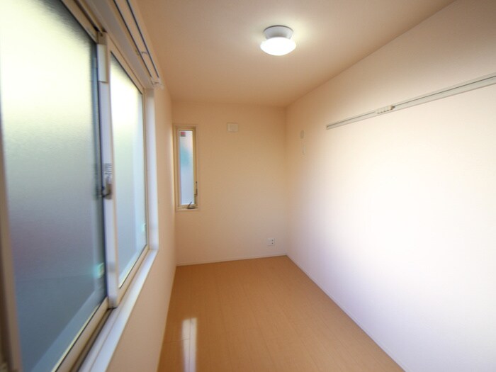 物件内観写真14　(居室)