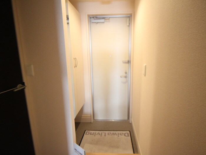 物件内観写真15　(玄関)