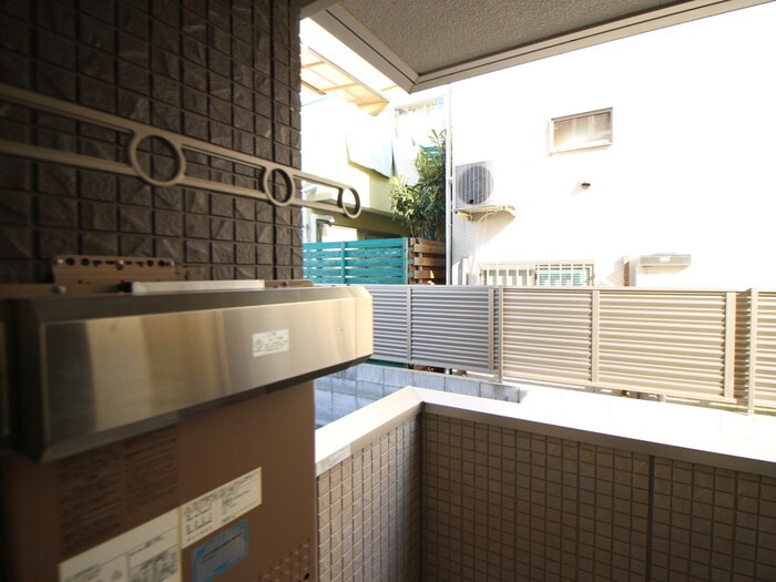 物件内観写真21　(室内からの展望)