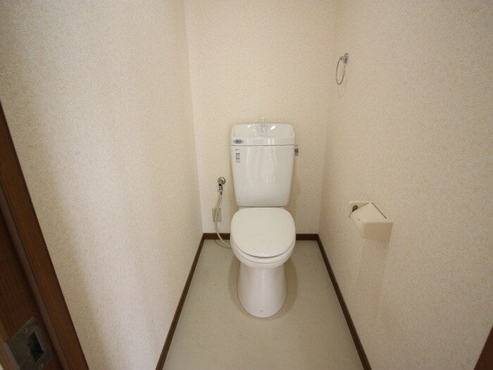 物件内観写真11　(トイレ)