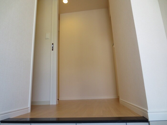 物件内観写真15　(収納)