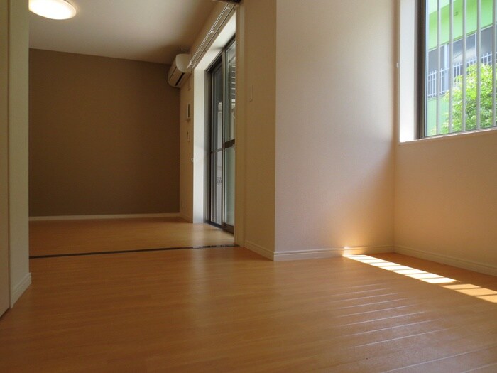 物件内観写真19　(居室)