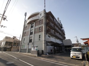 エクスペリエンス外観写真