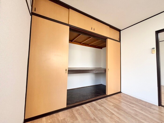 物件内観写真12　(収納)