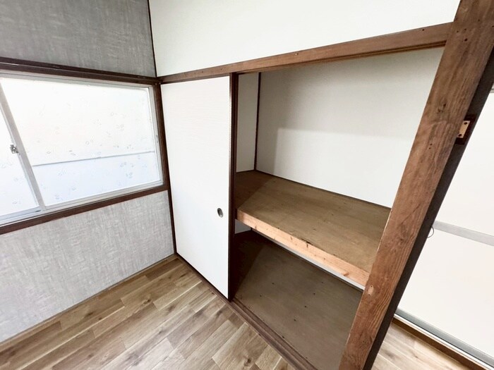 物件内観写真10　(収納)