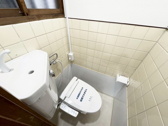 物件内観写真14　(トイレ)