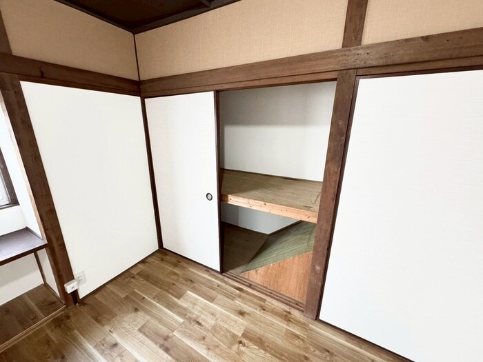 物件内観写真19　(居室)