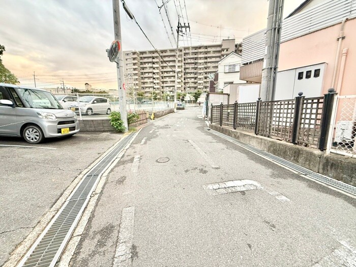 物件外観写真6　(周辺環境)