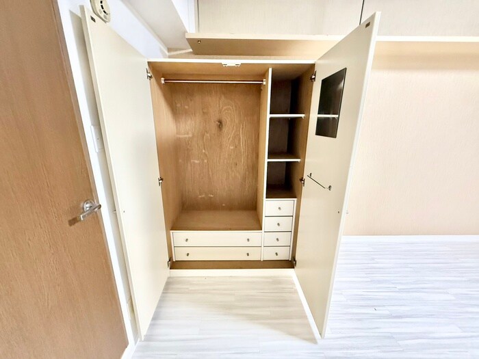 物件内観写真16　(収納)
