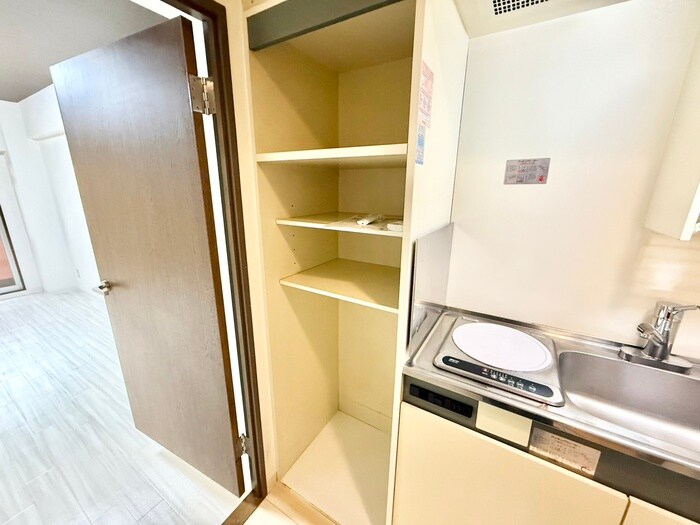 物件内観写真17　(収納)