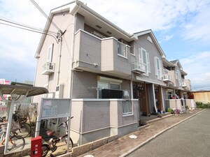 ロイヤルハウス外観写真