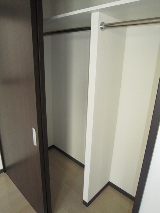 物件内観写真9　(収納)