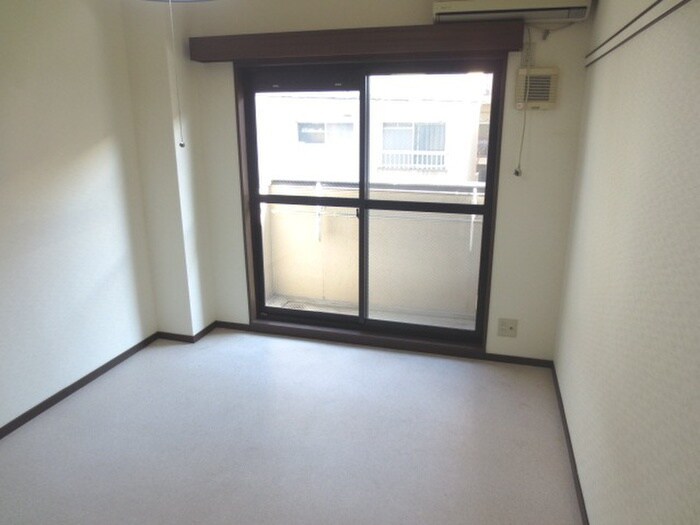 物件内観写真17　(居室)