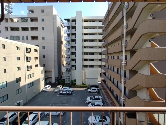 物件内観写真13　(室内からの展望)