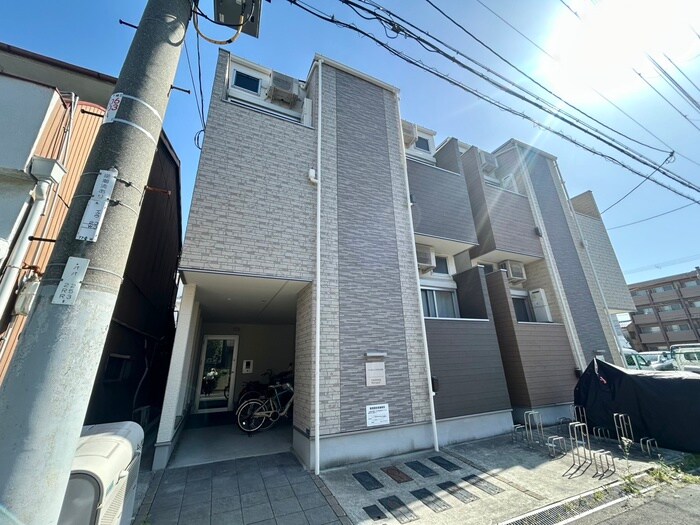 物件外観写真5　(外観写真)