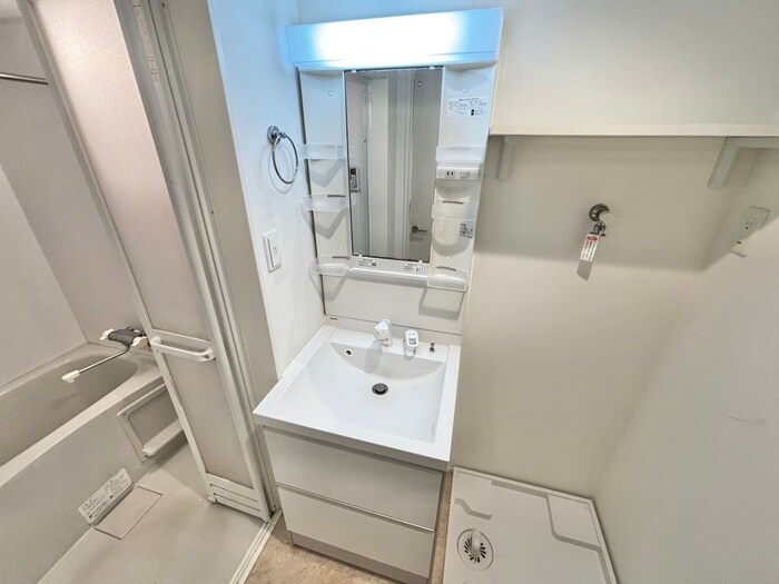 物件内観写真11　(洗面)