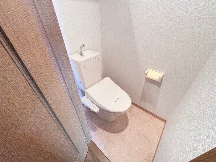 物件内観写真13　(トイレ)