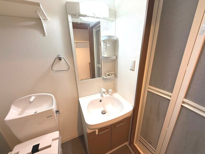 物件内観写真9　(洗面)