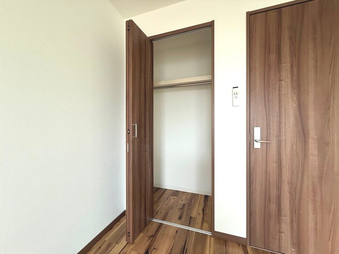 物件内観写真16　(収納)