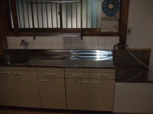 物件内観写真8　(キッチン)