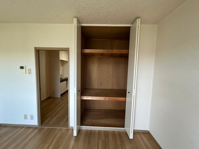 物件内観写真14　(収納)